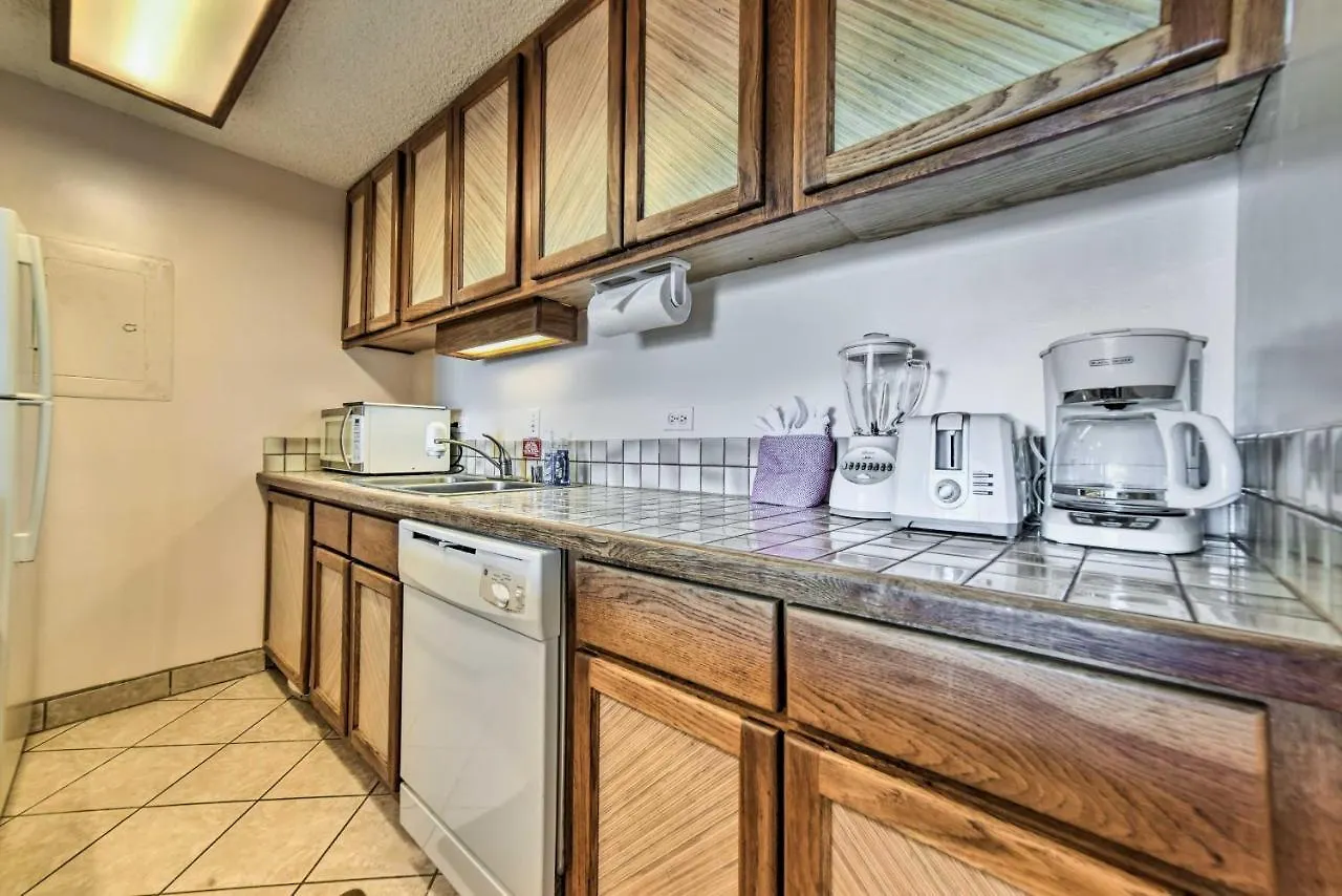 Beachfront Lahaina Condo Pool And Grill Access Kahana