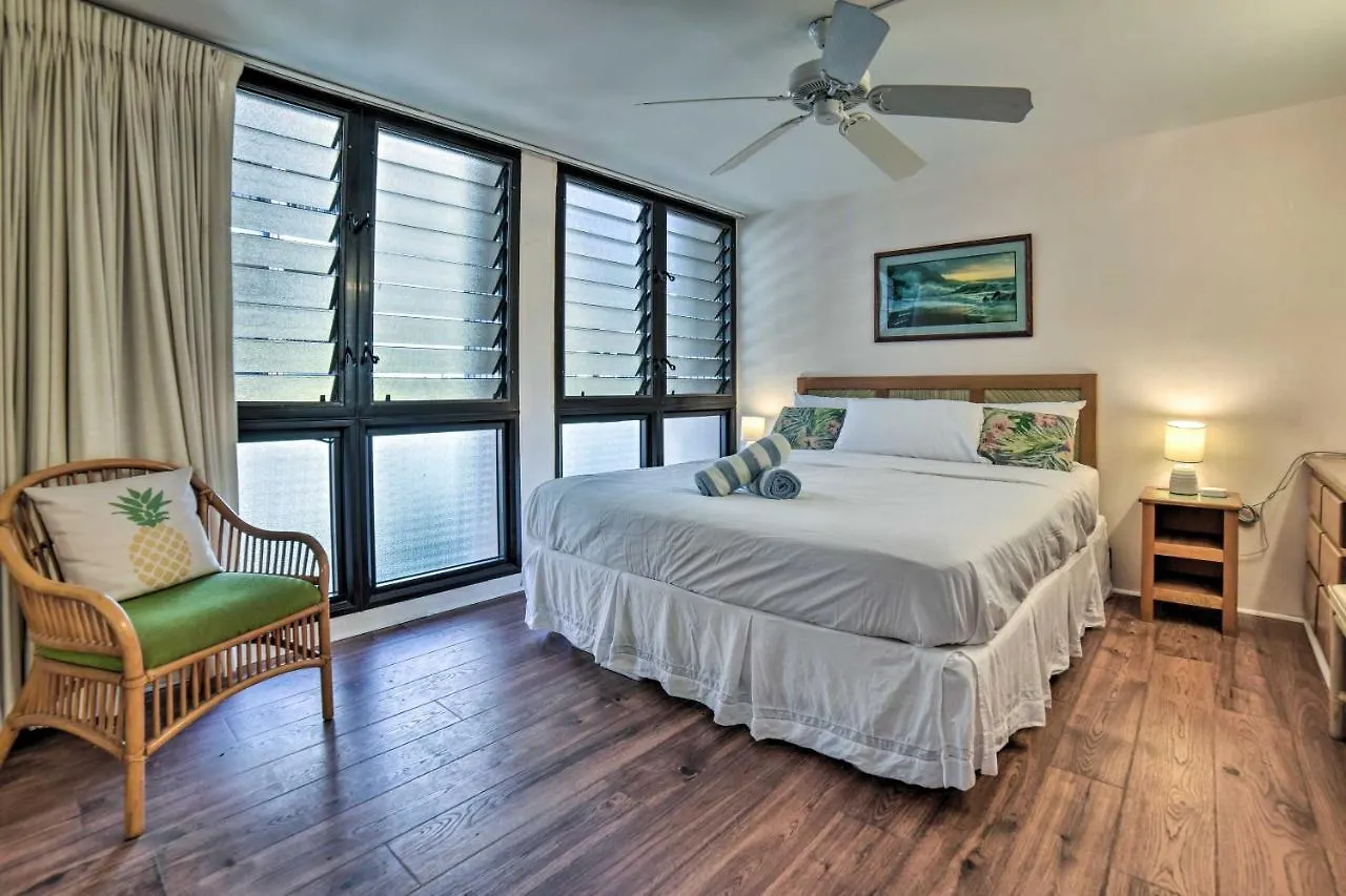 Apartment Beachfront Lahaina Condo Pool And Grill Access Kahana