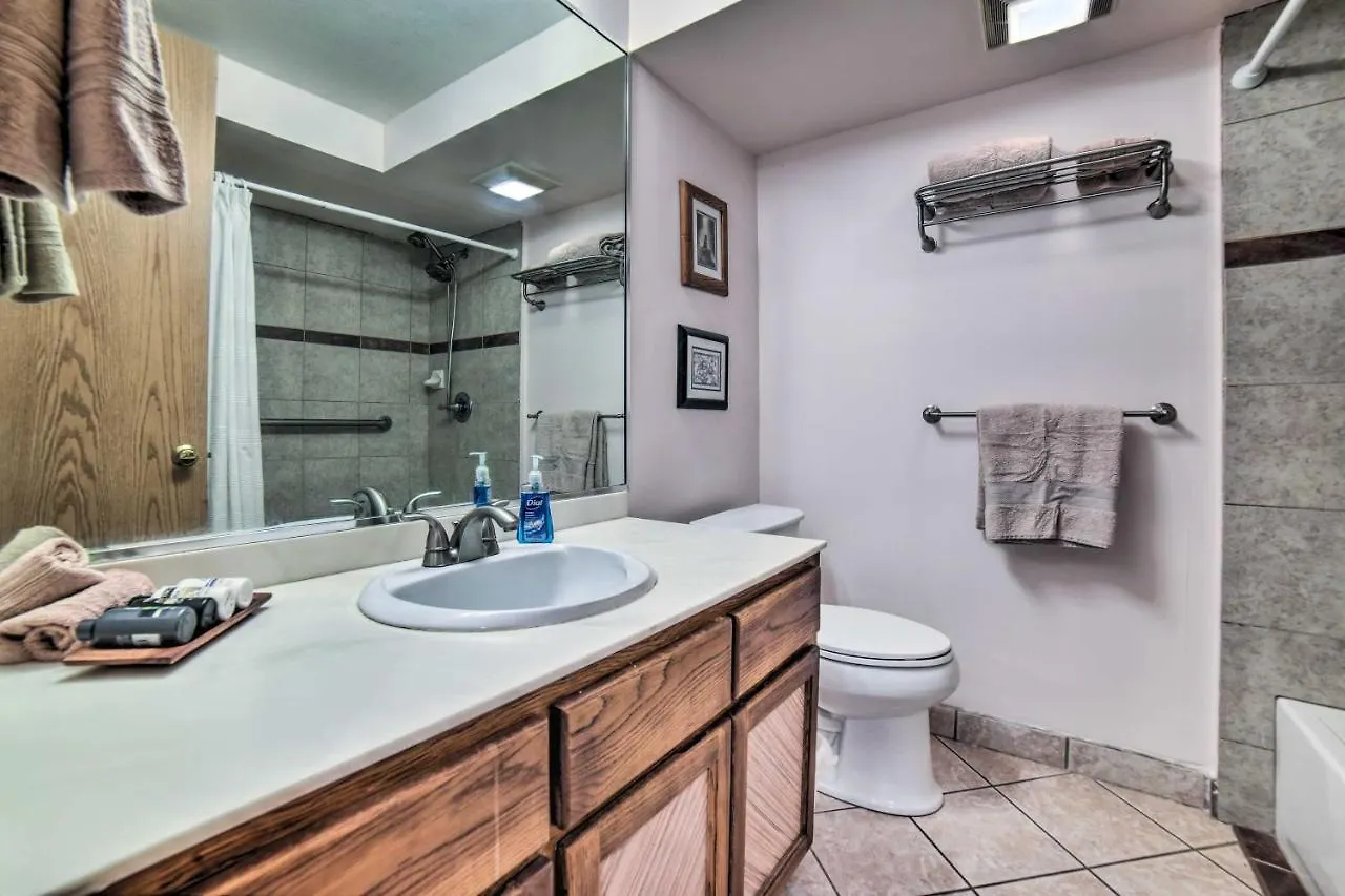 Beachfront Lahaina Condo Pool And Grill Access Kahana Apartment