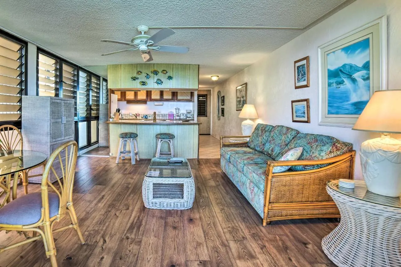 Beachfront Lahaina Condo Pool And Grill Access Kahana United States