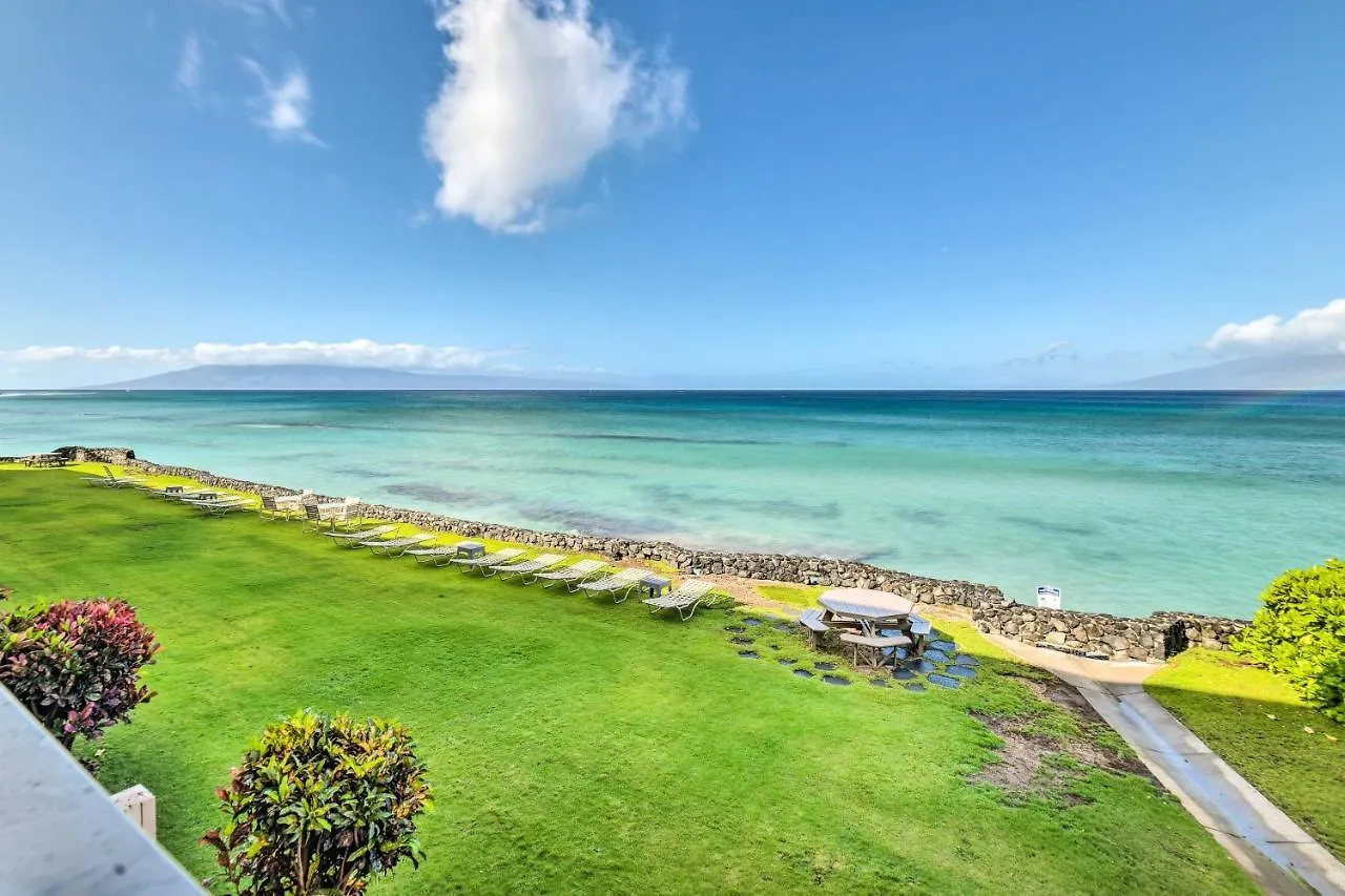 Apartment Beachfront Lahaina Condo Pool And Grill Access Kahana